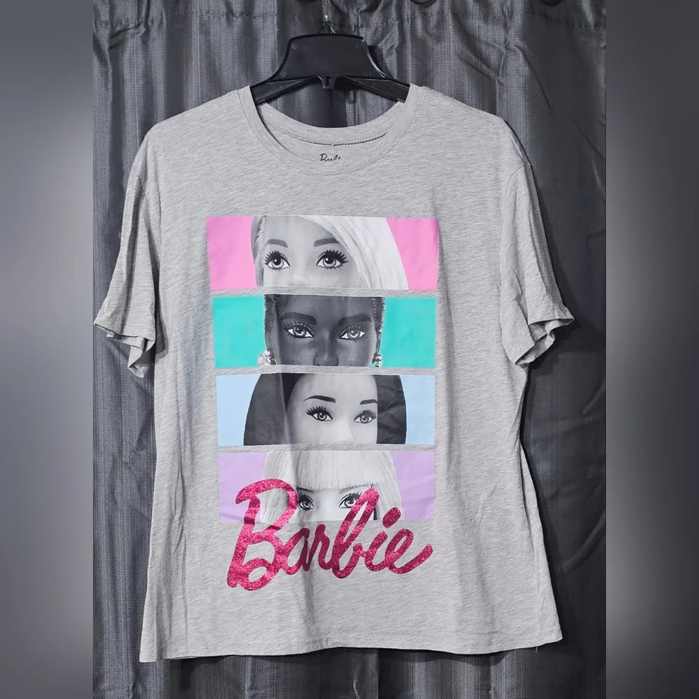 Barbie Mattel Short Sleeve Crew Neck Graphic Design T-shirt XXL Grey Colorblock - Picture 2 of 2